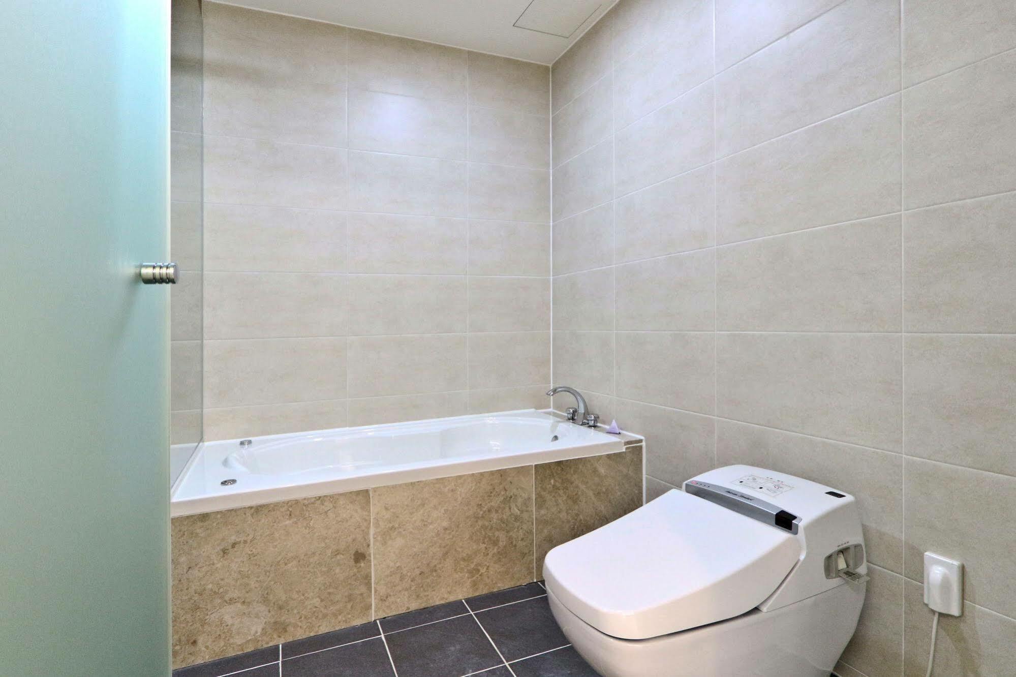 Hotel Home Pusan Zewnętrze zdjęcie